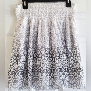 Silk White House Black Market  Skirt. Size S